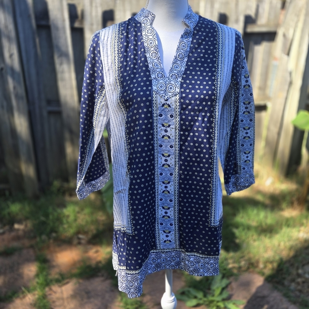 Size 4 Navy & White Patterned Geometric Tunic Wrinkle Free Western Boho Relaxed
